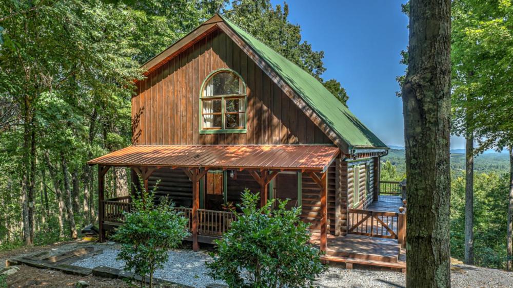 Three-Bedroom Vacation Home  interior